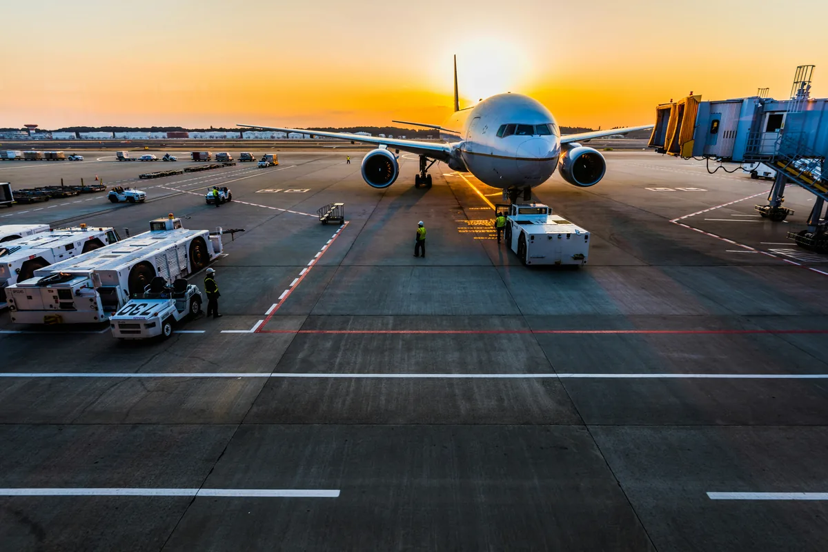Airport pickup and drop-off repair service